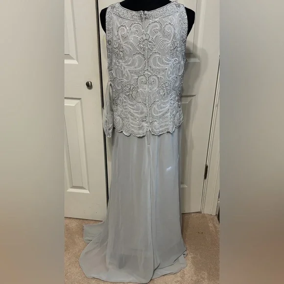 Chic Sleeveless Gray Maxi Dress - Picture 8 of 14